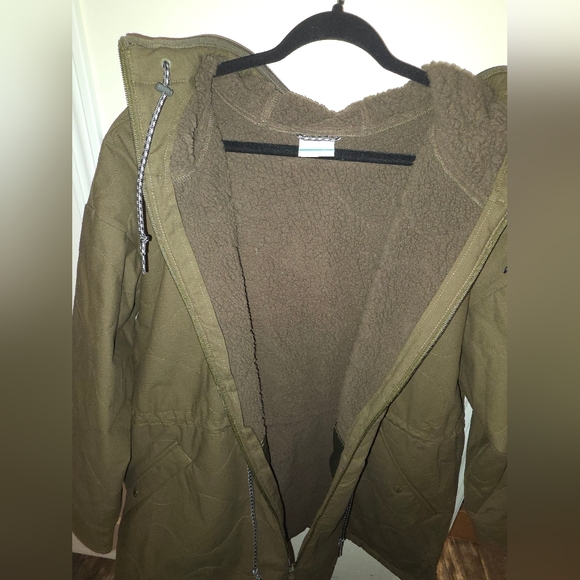 Columbia Crystal Crest Quilted Jacket - Picture 5 of 11